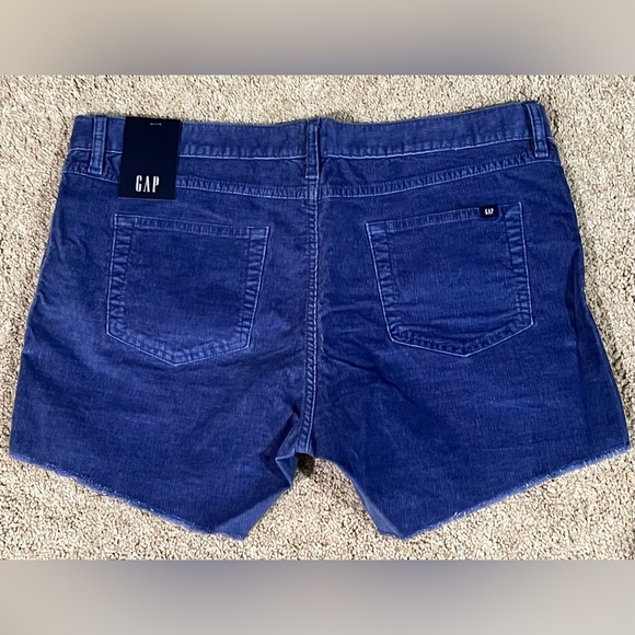 Gap SOFT STRETCH FRAYED HEM MID RISE CORDUROY Shorts, BLUE, Size 14 - Picture 4 of 8